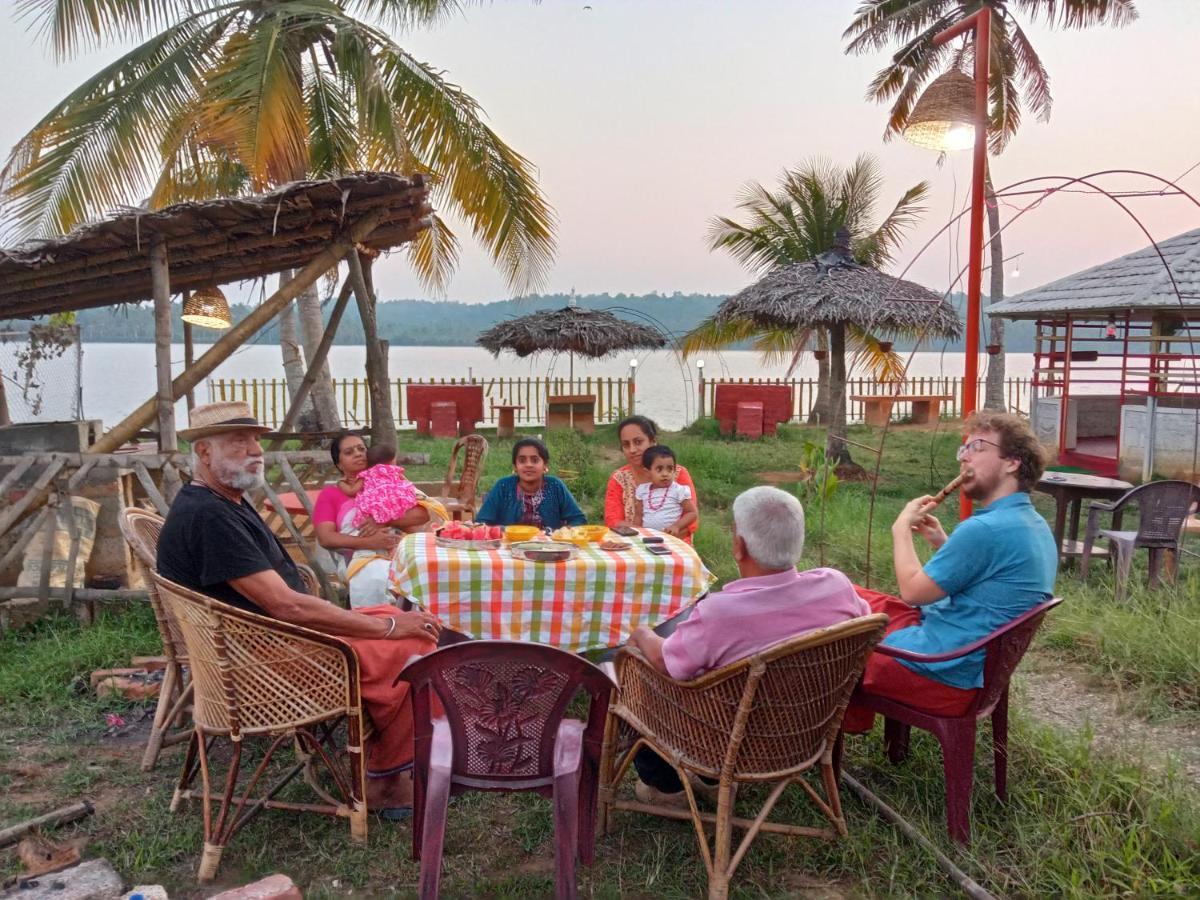 Lake Homes Varkala Kültér fotó