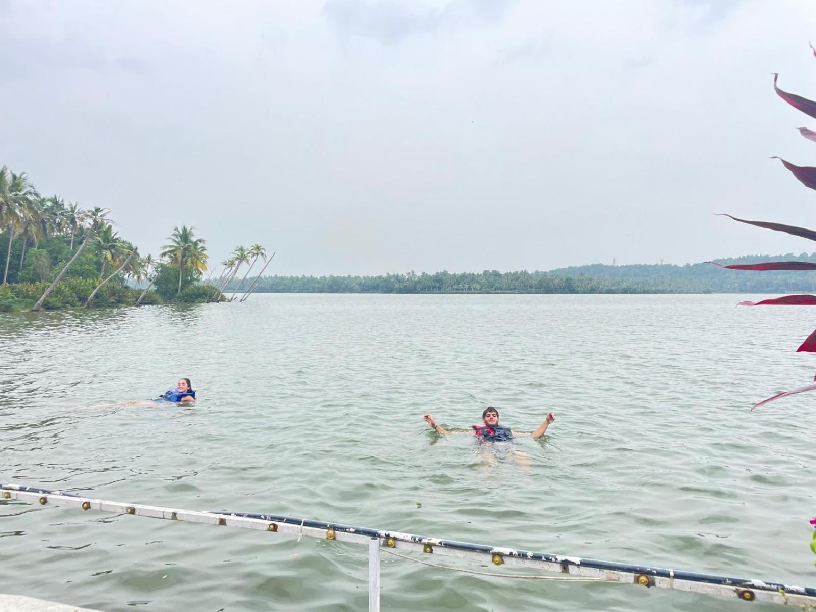 Lake Homes Varkala Kültér fotó