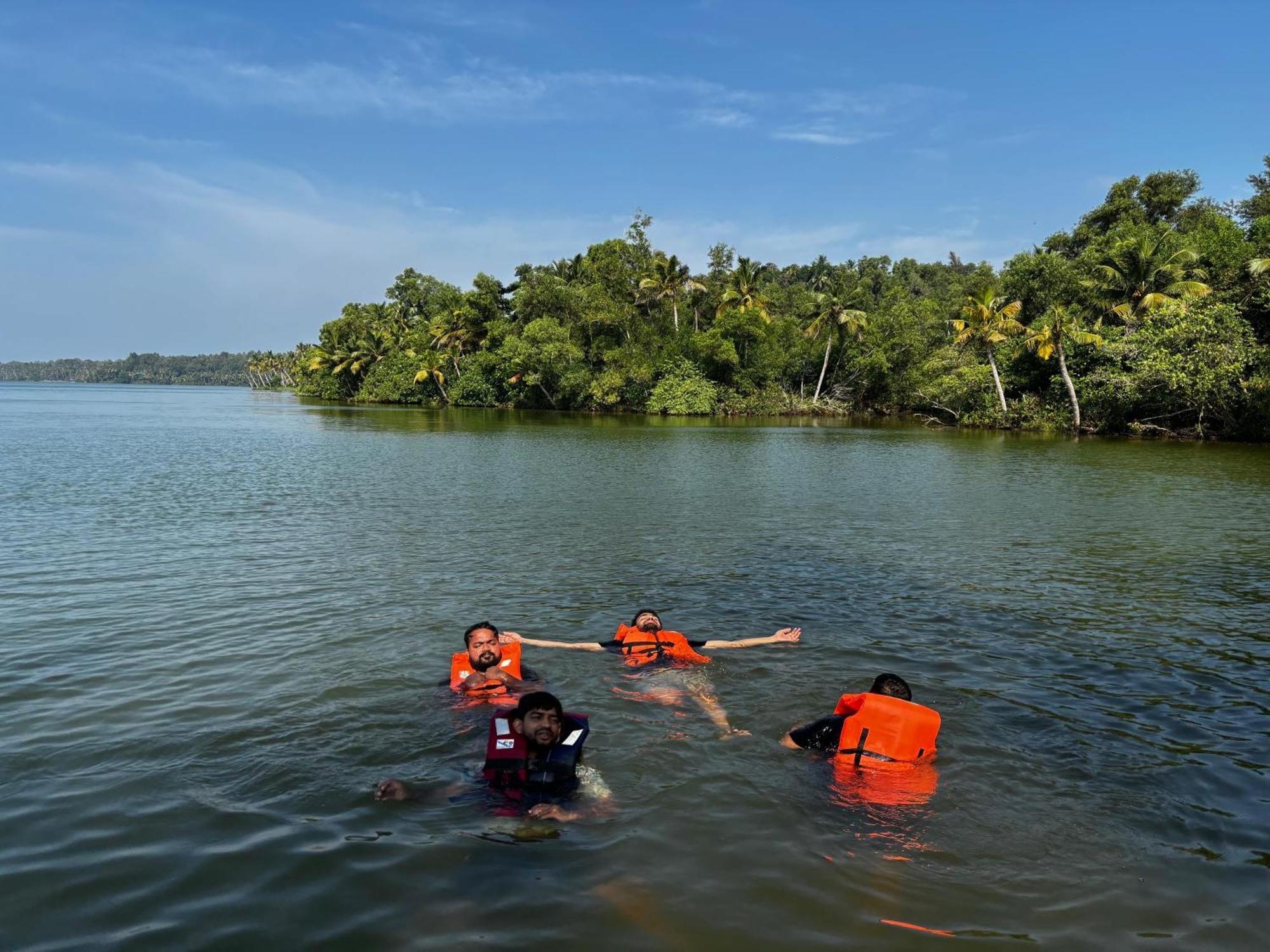 Lake Homes Varkala Kültér fotó