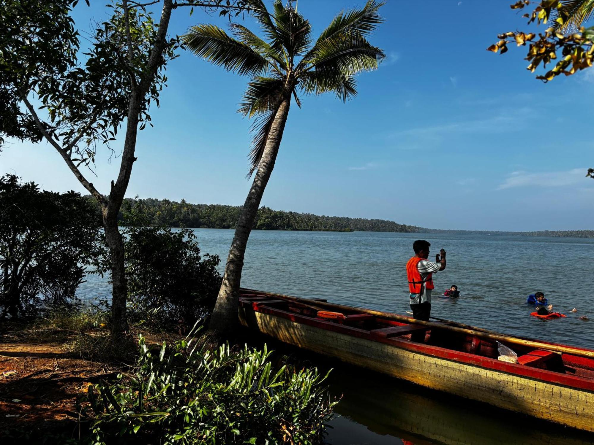 Lake Homes Varkala Kültér fotó