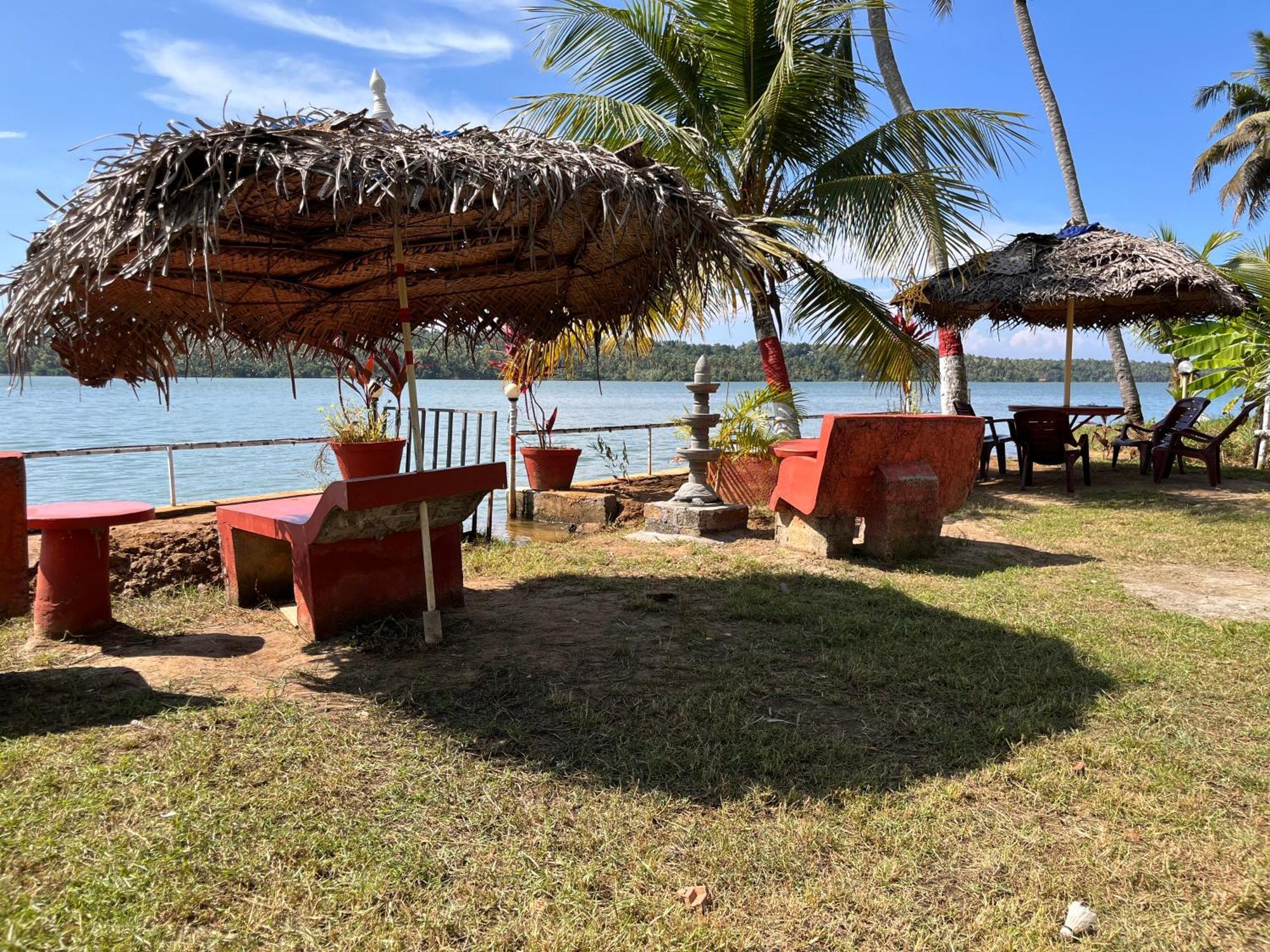 Lake Homes Varkala Kültér fotó